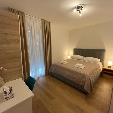 Apartment Renata Zadar Exteriör bild