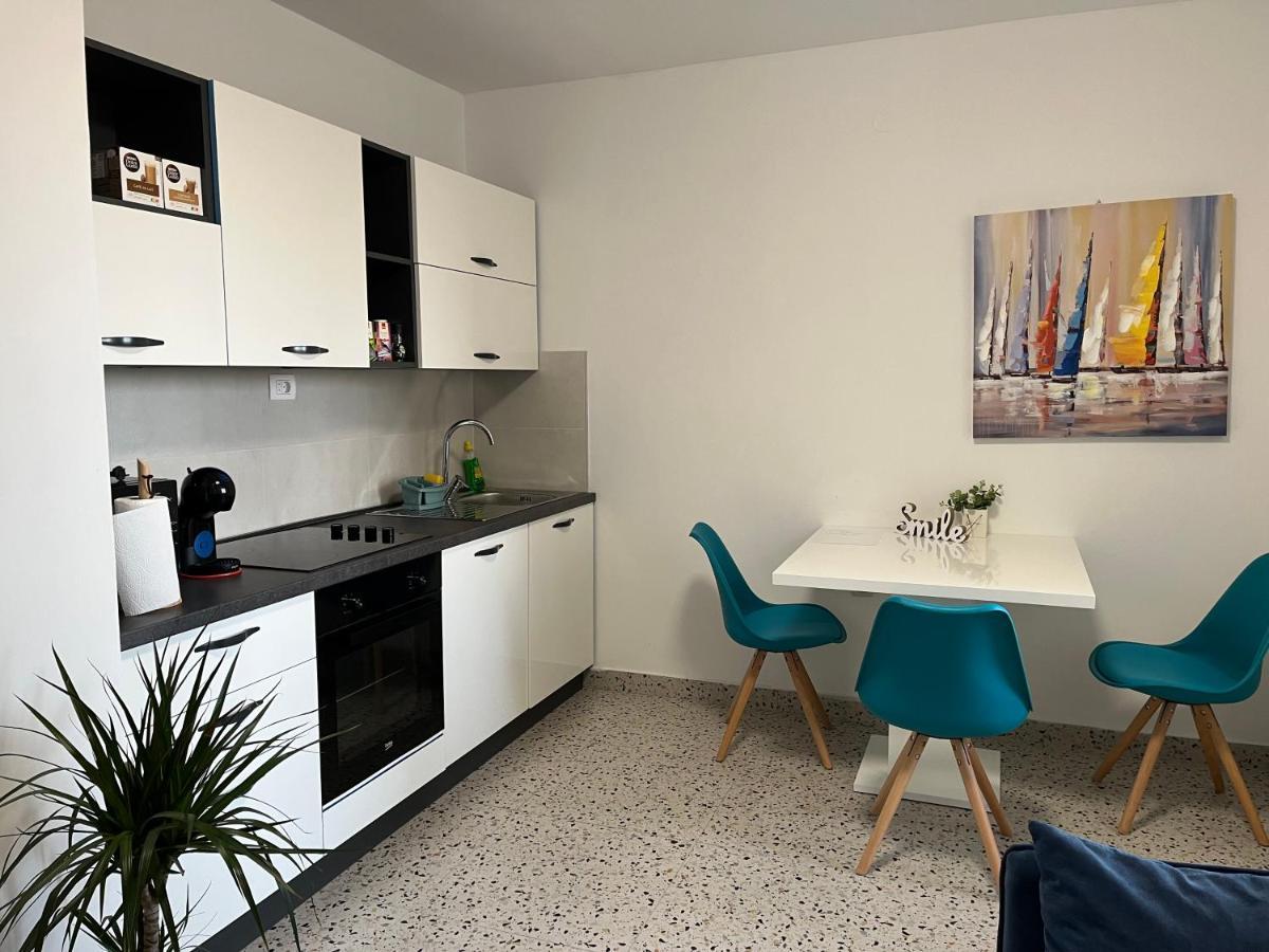 Apartment Renata Zadar Exteriör bild